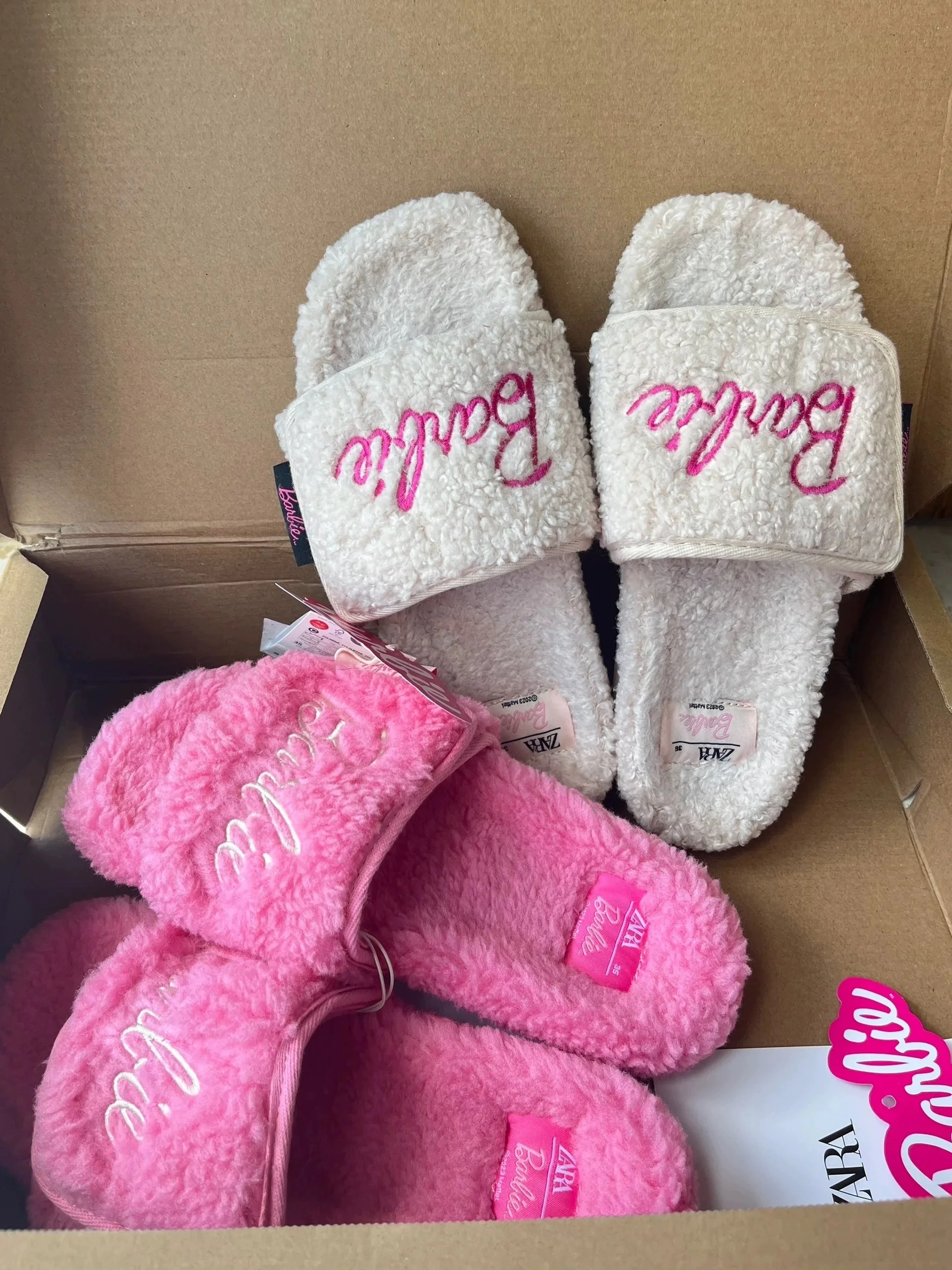 Barbie Embroidered Letters Fur Slippers Outer Wear Autumn Winter New Thick-Soled Flip-Flops Pink Fur Slippers Christmas Gift