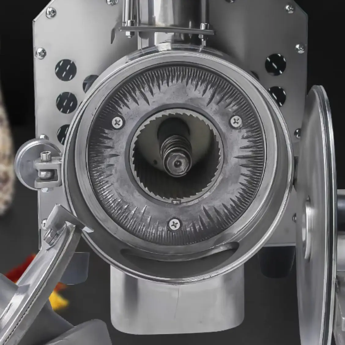 Commercial Stainless Steel Dry Grain Grinder For Corn Cassava Peanut Chili Milling Electric Flour Mill