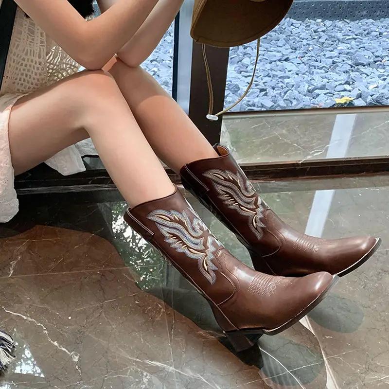 Women Retro Mid Calf Western Cowboy Motorcycle Boots Female Autumn Embroidered Square Toe Chunky Heel Fashion Design Brown Boots