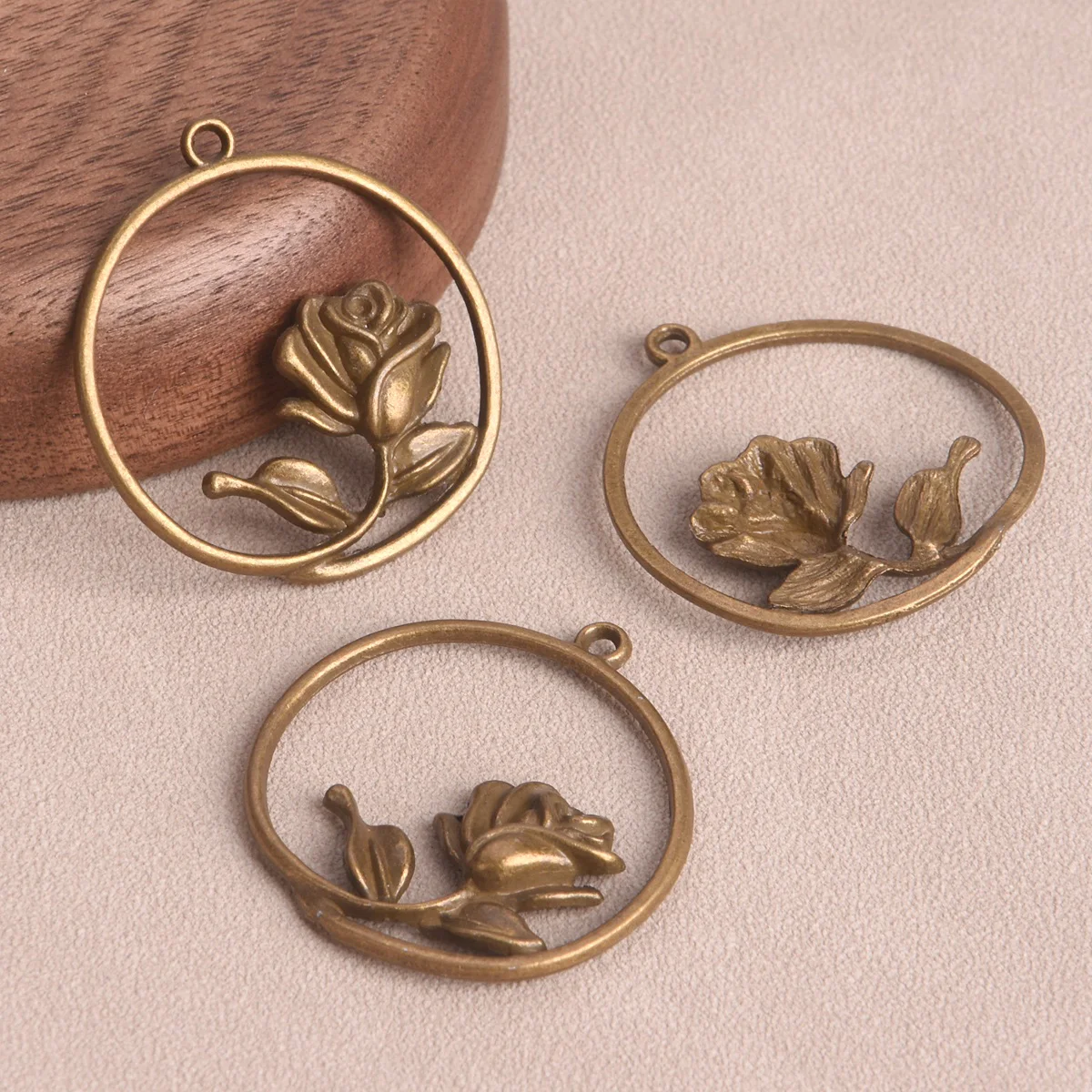 

10pcs Rose Flower 36x34mm Antique Bronze Metal Charms Pendant For Jewelry Making DIY Findings