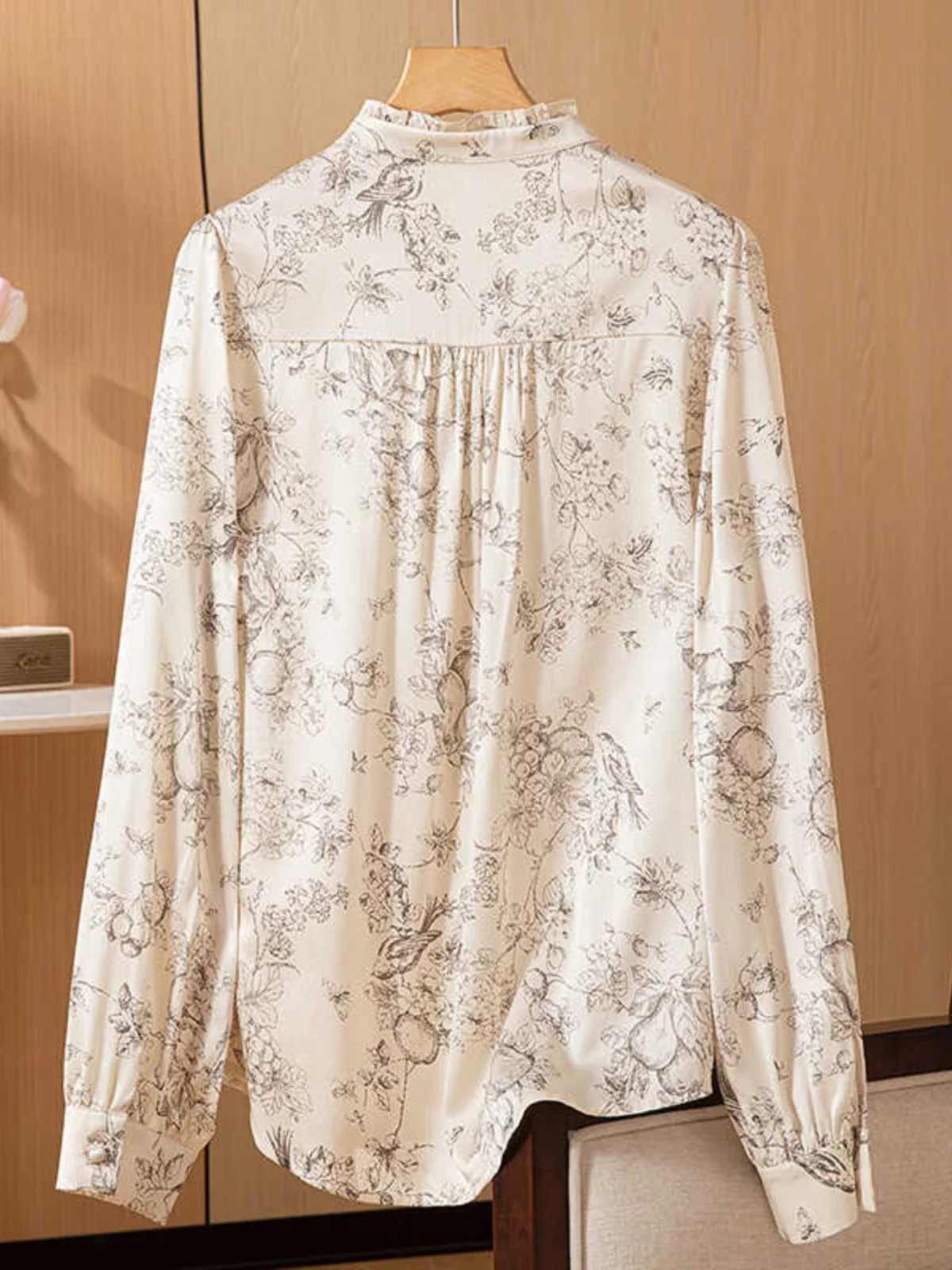 High Quality Printed Real Silk Shirt for Women 2024 New Floral Wooden Ear Long Sleeve Temperament  Small