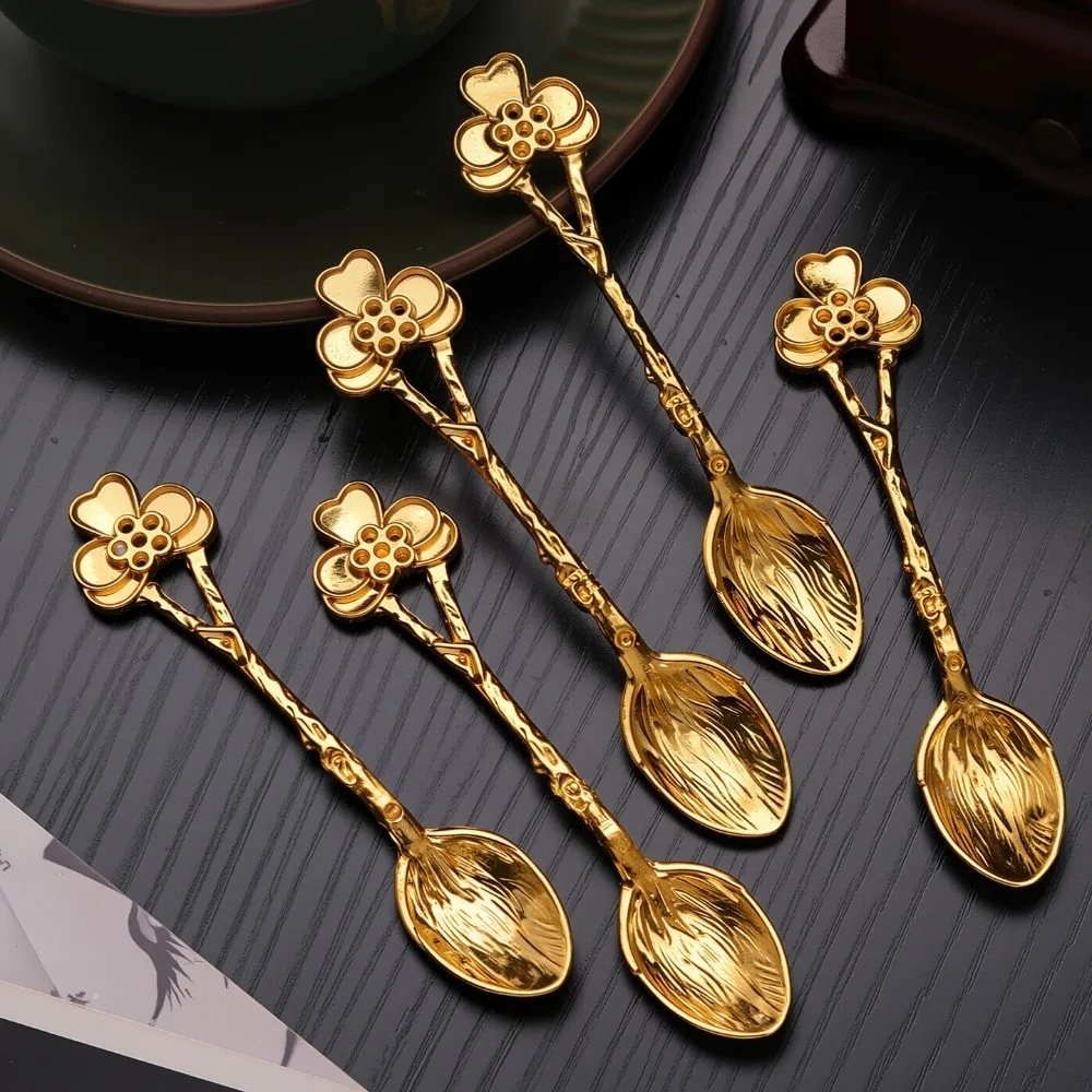 6pcs Classic Zinc Alloy Vintage Dragonfly Coffee Spoon Gold Mini Mixing Spoon European Royal Style Teaspoon Cake