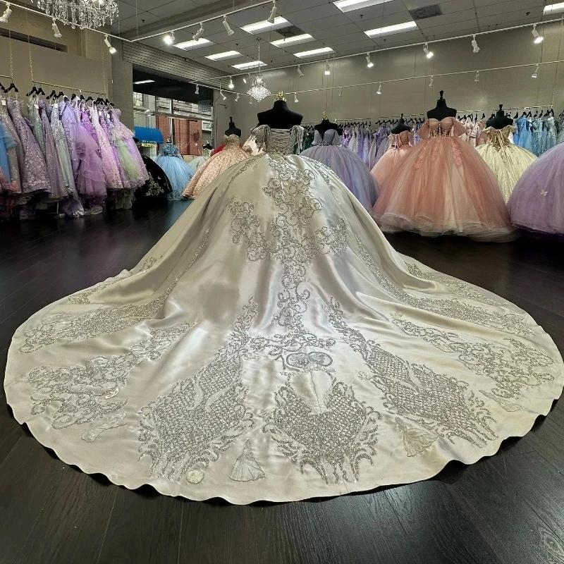 Mexican Vestido De 15 Anos Silvery Quinceanera Dresses Lace Appliques Beads Corset Off the Shoulder Sweet 16 Dress Abiti Da