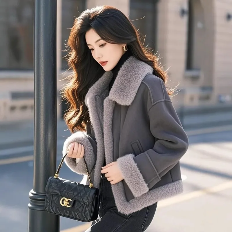 

This year's popular unique and super beautiful small fragrant style gray fur one-piece short jacket for women in winter