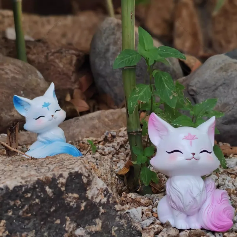 ​ ​ انمي ياباني Kawaii الثعلب مكتب صغير ديكور الإبداعية تحصيل المنزل حديقة غرفة نوم غرفة المعيشة العصرية هدية ديكور المنزل FYFM ​ ​