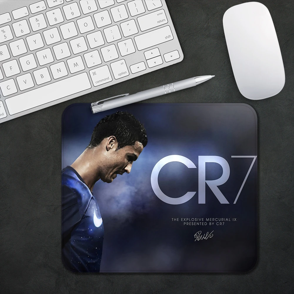 

FootBall Number 7 C-cR77 Cristiano Ronaldo Gaming Mouse Pad XS Small Mousepad For Gamer Desktop Decoration Mouse Mat Deskmat Rug