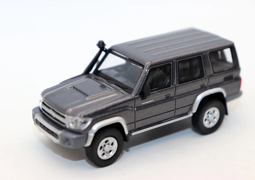 PARA64 1:64 Scale Land Cruiser 76 Diecast Alloy Toy Cars Simulation Model For Collection gift