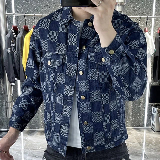 Ripped denim jacket outfit deals