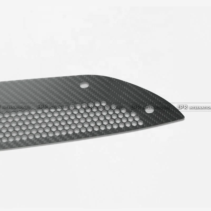 

Suitable TYPE R MK6 FL5 & 11TH GEN FL1 Dry Carbon Front Stone Rock Guard (Small Hole)