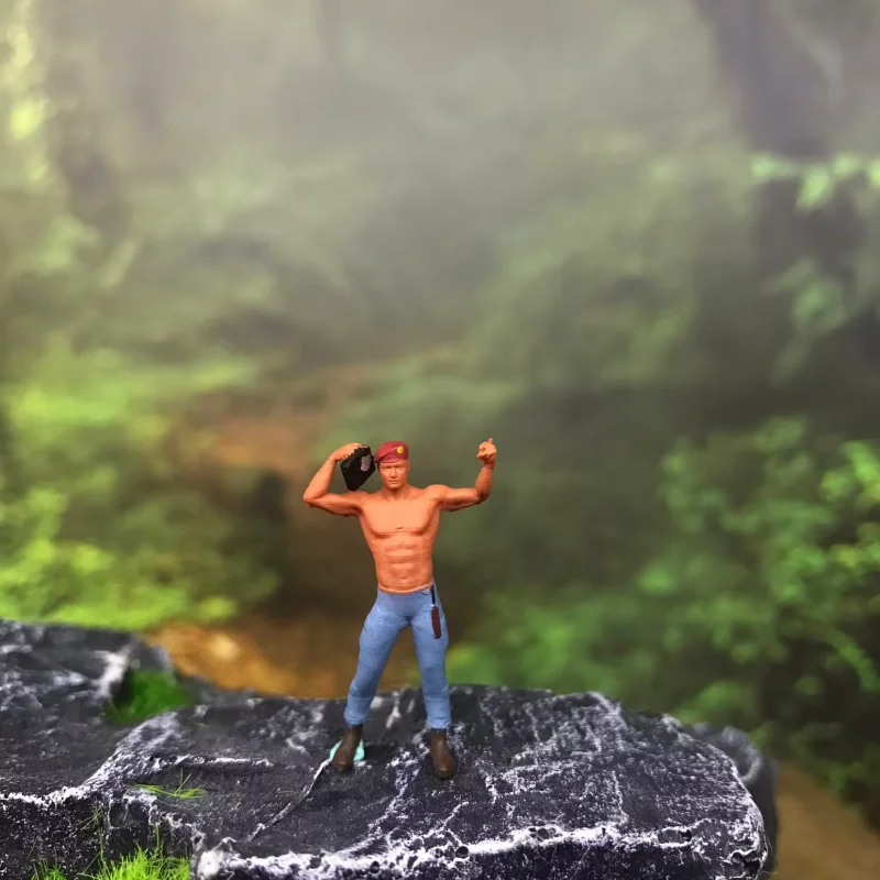 1/64 scale miniature figurine model: muscular man carrying a girl playing guitar (Yin Ge) for sandbox music scene display