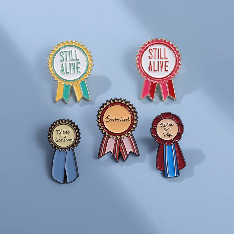 Medal Badge Enamel Pin Forgave Yourself Brooch Went Outside Medal Badge Brooches Lapel Jewelry Gift for Friends Wholesale