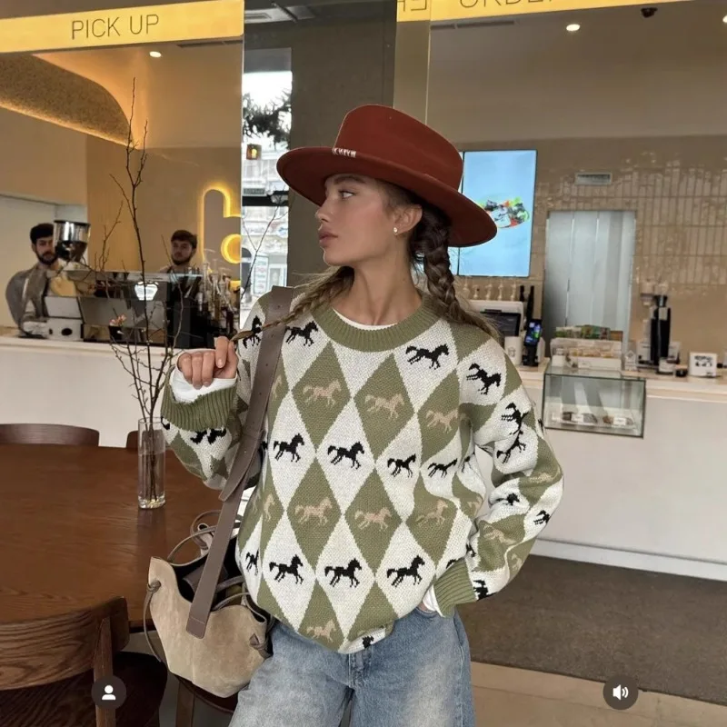 New Long-sleeved Knitted Sweater Round Neck Autumn Winter in Europe America Versatile Can Be Paired Color-blocking Jacquard Top