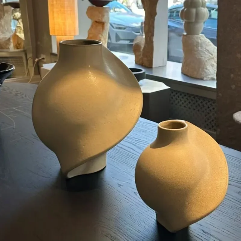 Modern Vases Art Minimalist Flower Vase Elegant Aesthetic Flowerpot Home Decor Living Room Vase Table Decoration And Accessories