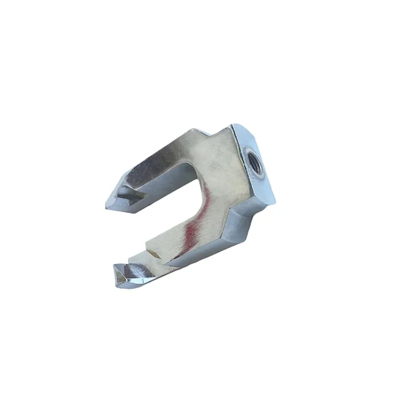 External injector fixture, oil extraction nozzle