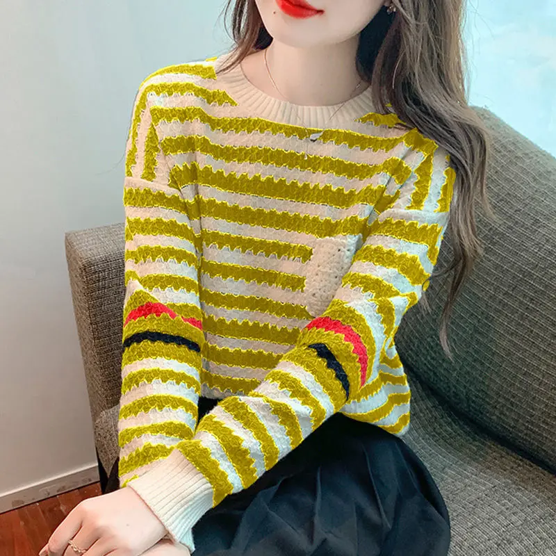 Women\'s Fashion Korean Striped Sweaters Autumn Winter Casual Long Sleeve Loose Round Neck Knitted Pullovers Female Clothing