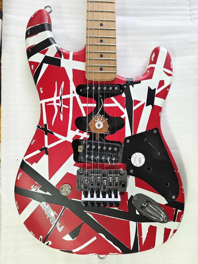 

Eddie Van Halen-Heavy Relic Electric Guitar, Red Body, Decorated with Black and White Stripes, In Stock, Fast Shipping