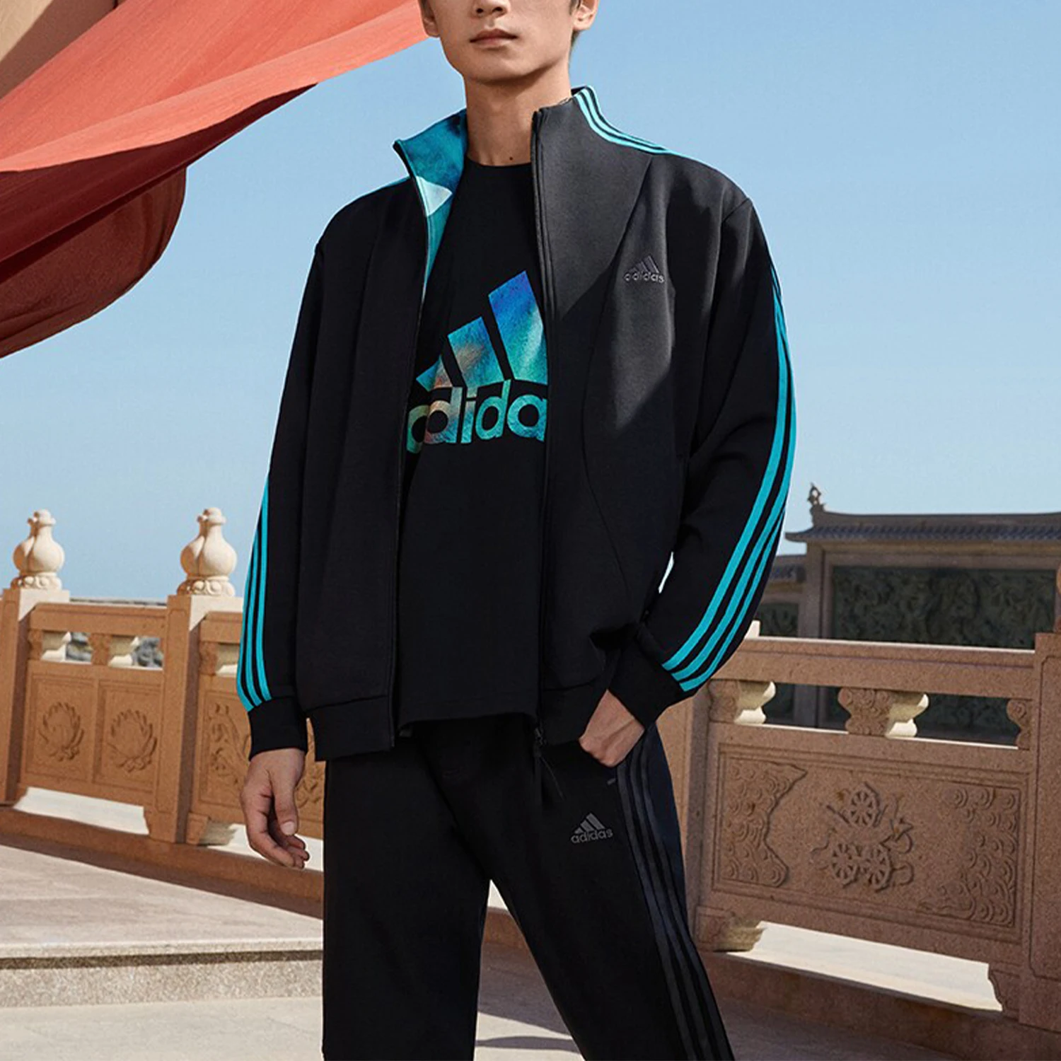 

Оригинальная сезонная новая мужская свободная дышащая футболка Adidas с круглым вырезом и короткими рукавами JF0789