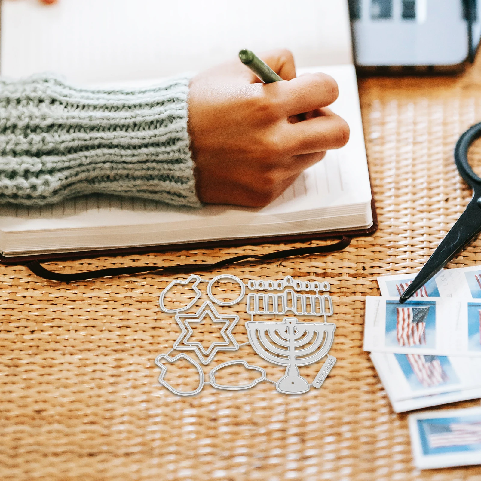 

Metal Die Cut Hanukkah Cutting Die Carbon Steel DIY Craft Stencil for Holiday Cards Party Decor DIY Cutting Dies