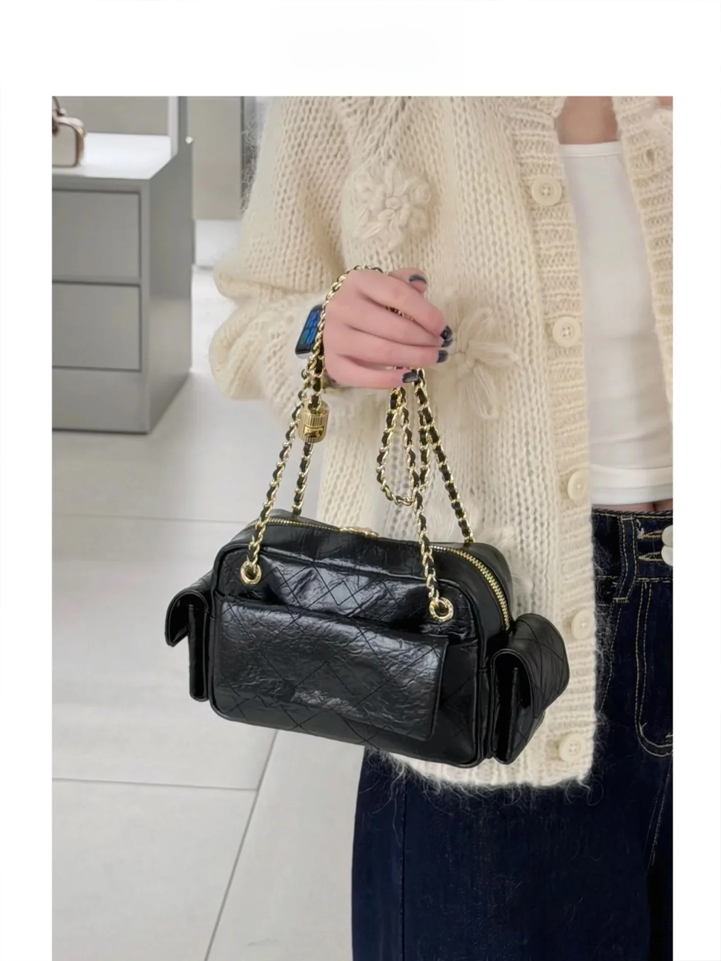 

DAOR Oil Wax Cowhide Diamond id Chain Underarm Bag Women's New 2025 Motorcycle Bag Single oulder Crossbody Soft Leather