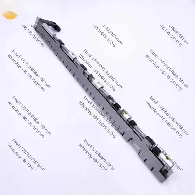 

2 PIECES 440mm GT-1304 13x18 Gripper Bar for Windmill for die cutting machine