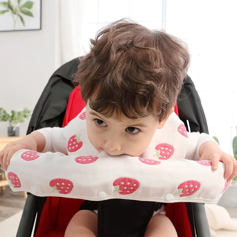 Accesorios para cochecito de bebé, guantes de sujeción, cubiertas protectoras para manija, barandillas para niños, toallitas para Saliva de bebé,