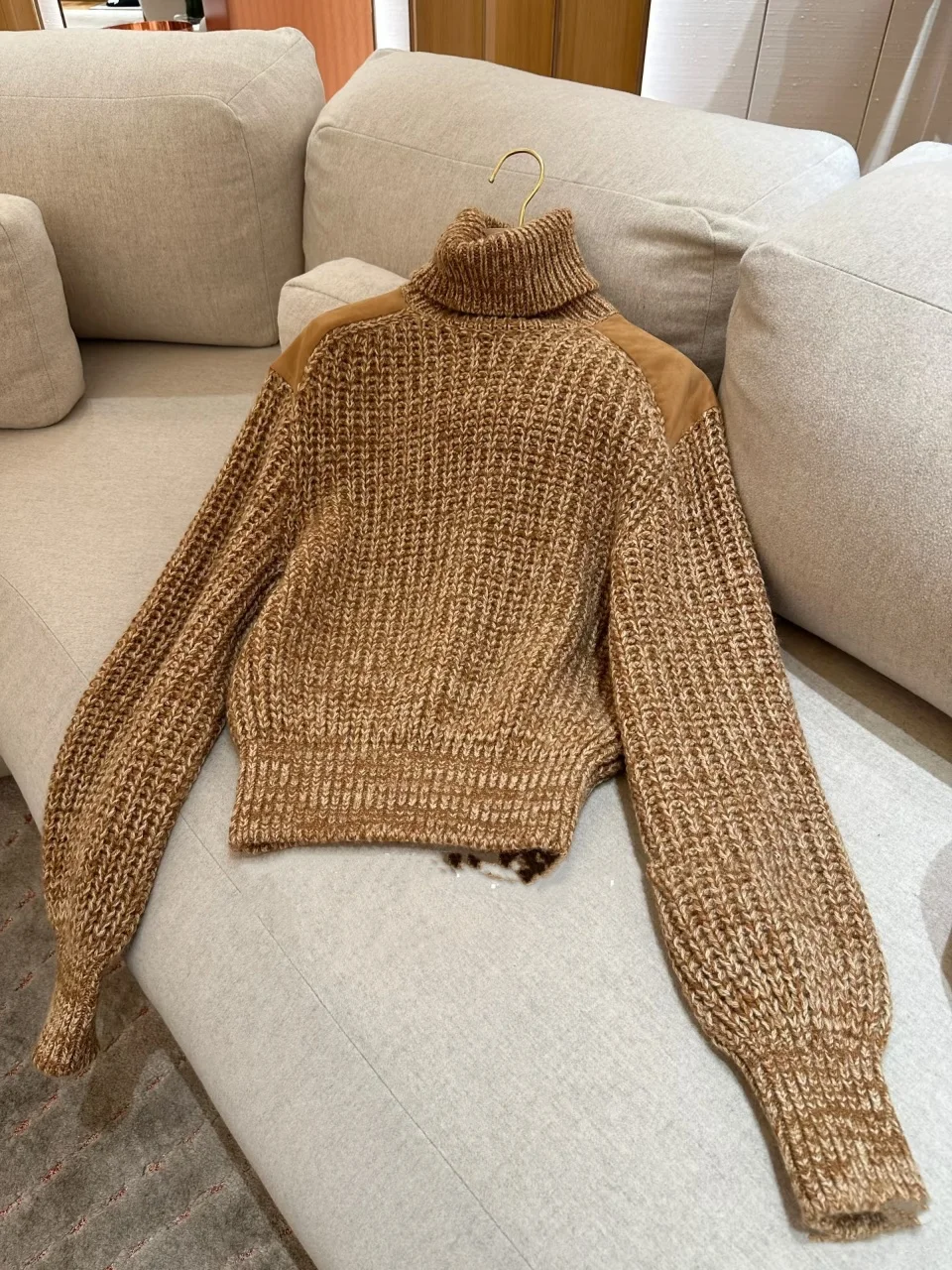 

Новые поступления осени и зимы: легкий роскошный высококачественный универсальный повседневный кашемировый свитер с высоким воротником из смешанной нити