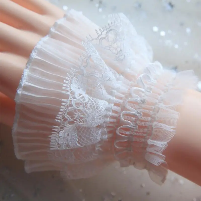 T5UF 1 Пара дамы.