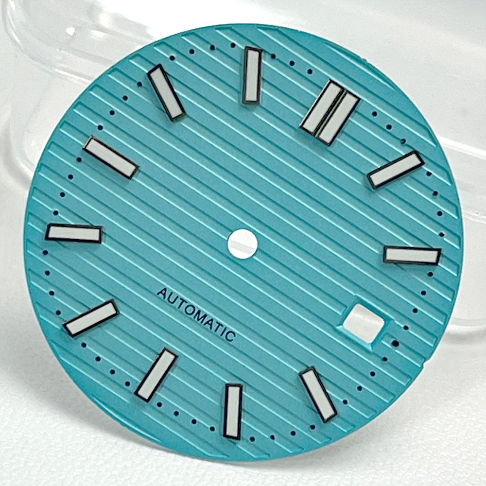 Men's watch dial of high quality 30.5mm, suitable for ST1612 Miyota 8215 movement, with a green luminous dial accessory