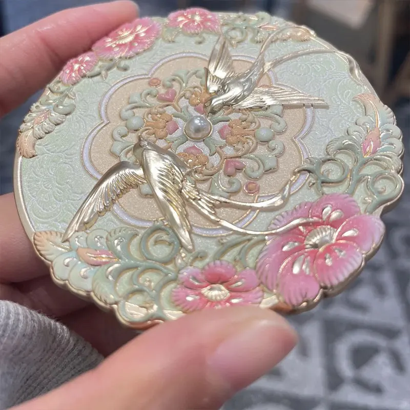 Vintage Chinese stijl spiegel pioenbloem Yunque reliëf delicate mini spiegel draagbare make-upspiegel voor meisjes cosmetisch hulpmiddel