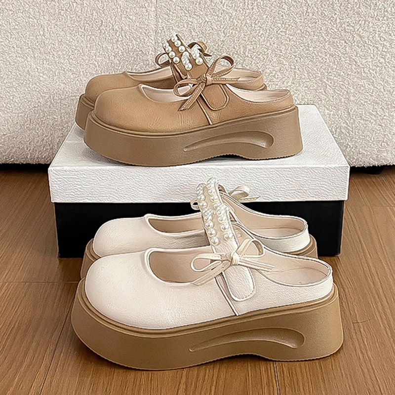 

Летние женские мюли-сандалии с жемчужным бантом, на платформе, с круглым носком, на танкетке, повседневные, нескользящие, для женщин