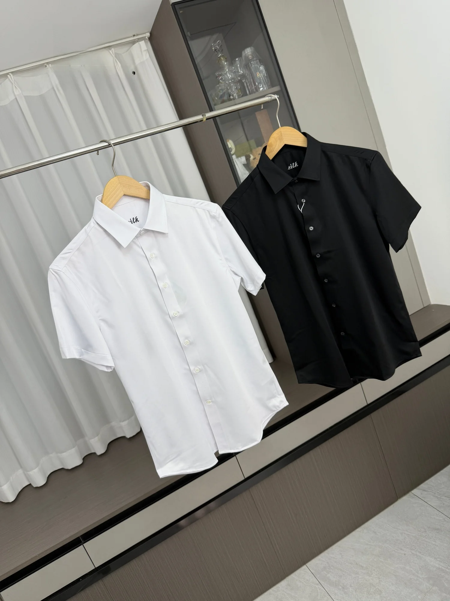 

Cool Feeling Modal Silk Men's Summer Casual Short Sleeve Shirt Comfortable Breathable Fashion Urban Style Youth Daily Wear