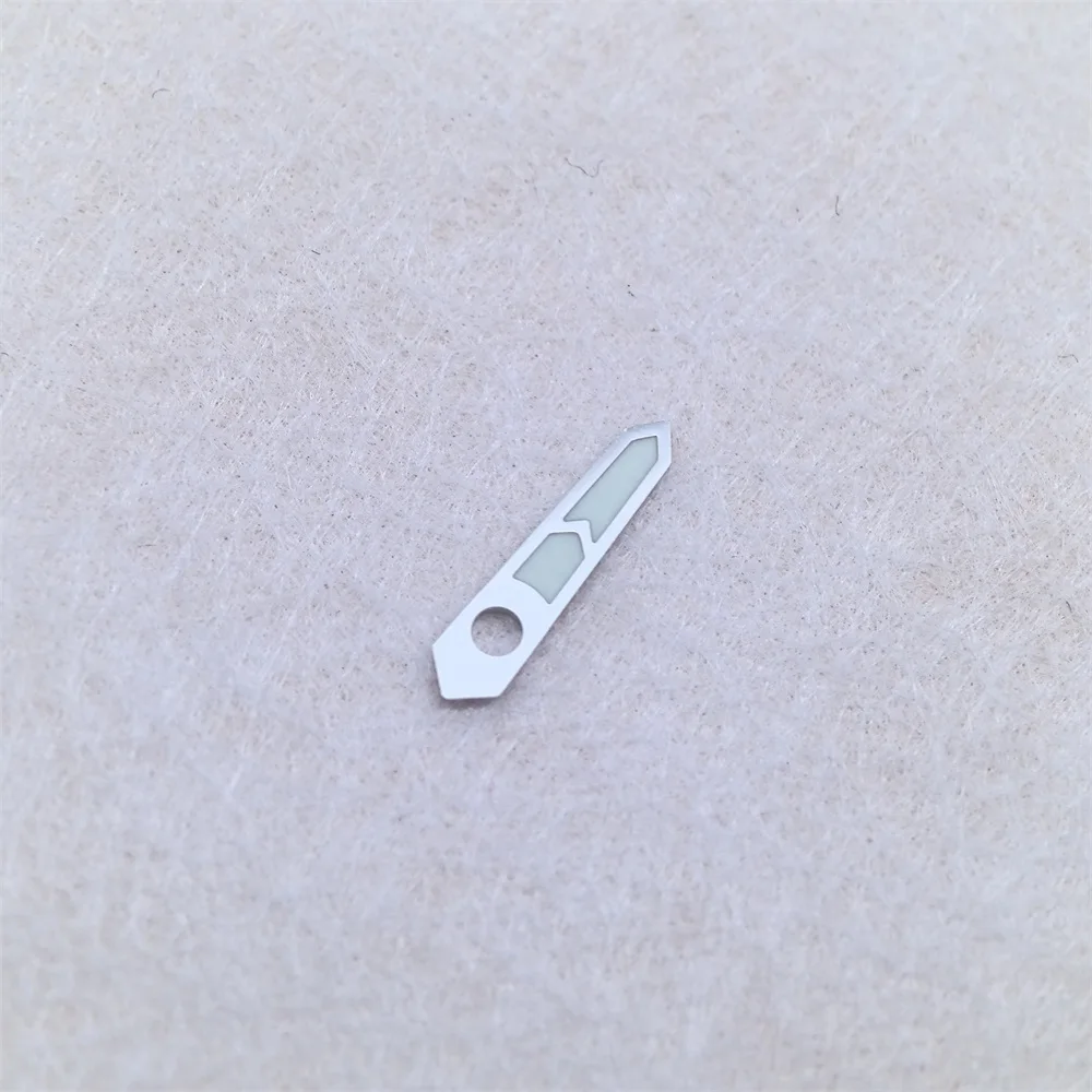 أيدي NH35 مضيئة باللون الأخضر لسلسلة ساعات الغوص يوان زو أجزاء اليد الثانية الصفراء لساعة آلة تعليب حركات NH36