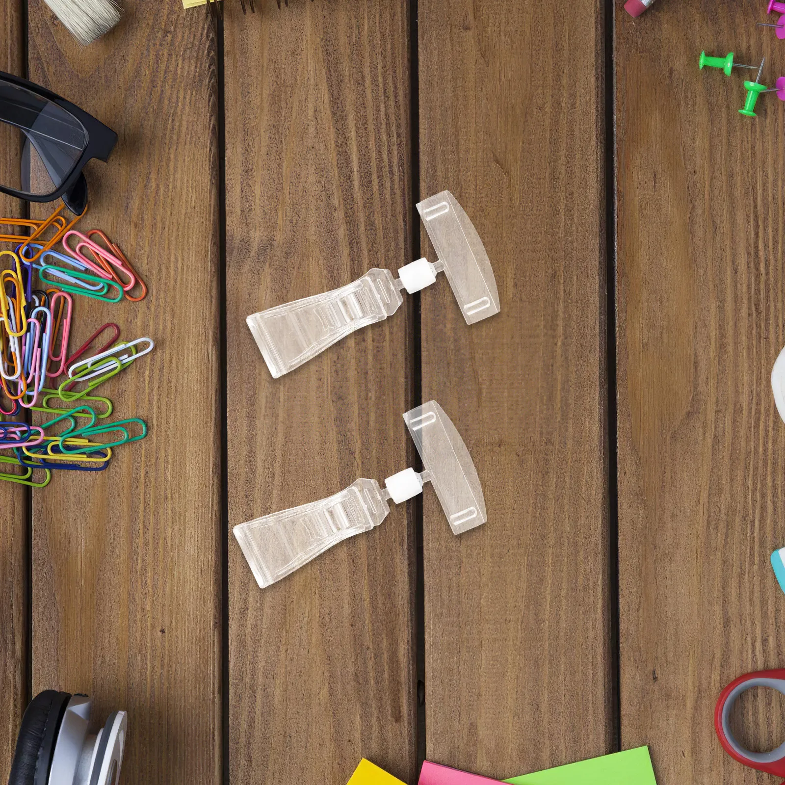 

20 шт. прозрачных вращающихся держателей ценников, прозрачные пластиковые зажимы для демонстрации ценников на торговых стеллажах и корзинах