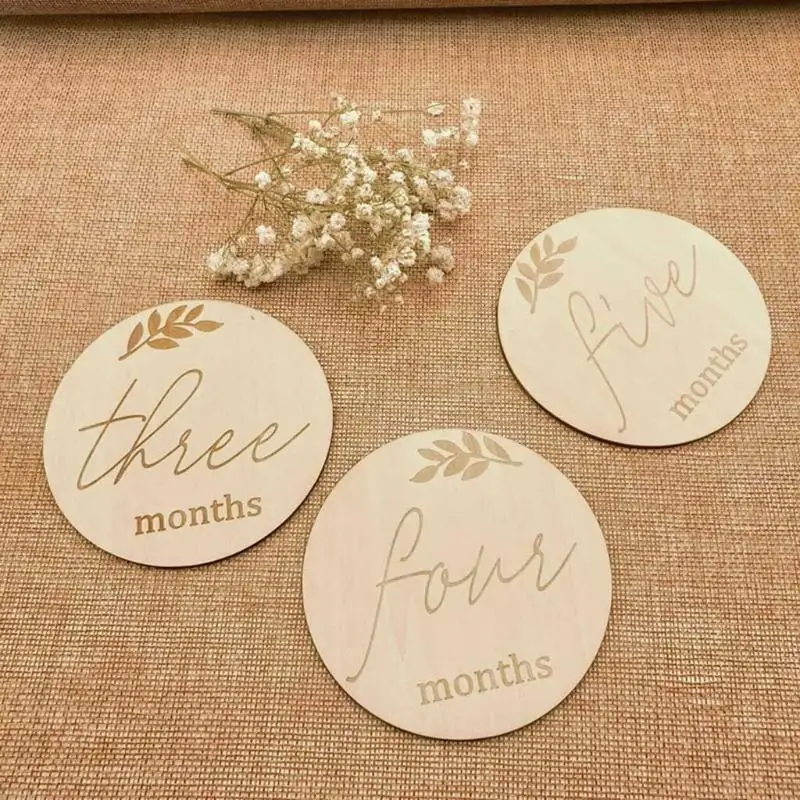 14 قطعة بطاقة خشبية للطفل معلمًا شهريًا بطاقات صور لحديثي الولادة هدية للاستحمام مصنوعة يدويًا أيام تذكارية شهرية لتقوم بها متعة