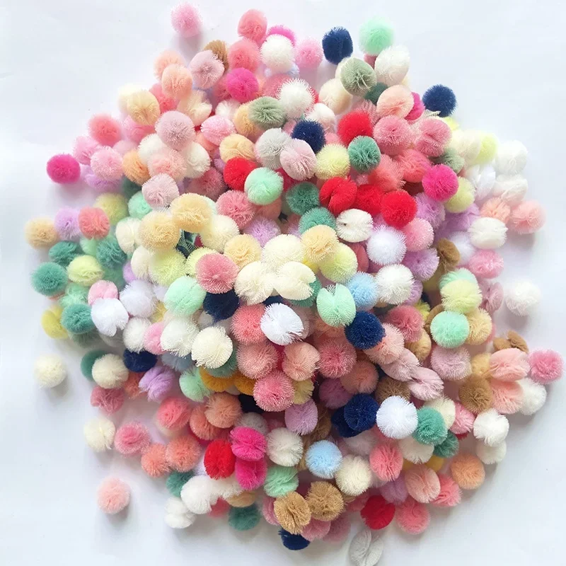 Wholesale Low Price 15 mm DIY Decoration Korea Lace Mesh Ball Pompom Pom Poms 500pcs Random Color DIY Wedding Decor Pom Balls