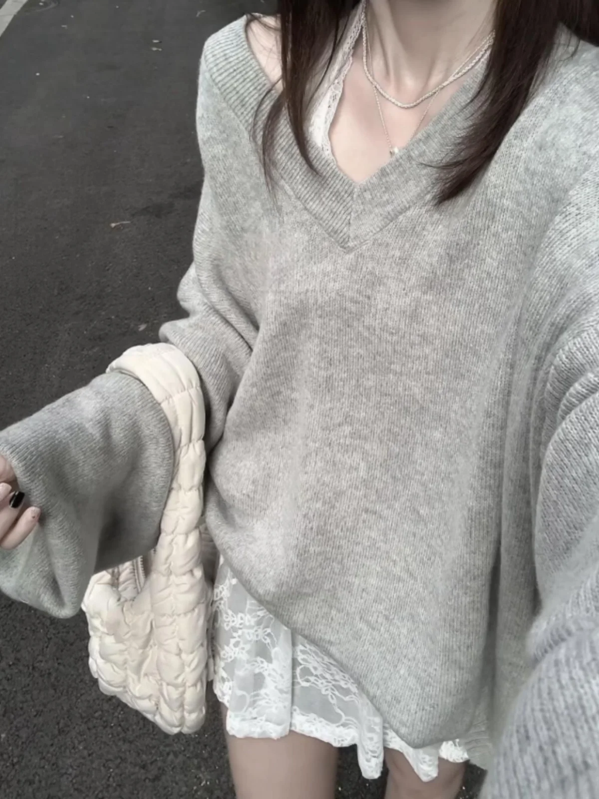 Retro ey V-Ne Knitted Sweater Women's Spring Autumn Loose Lazy Sle High-End Long Sve Top Inner Wear Comfortable Wool...