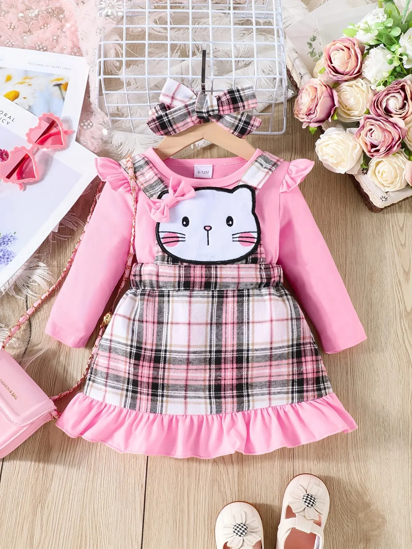 Spring and Autumn Baby Kids Girls Long Sleeves Cartoon Pattern Top and Plaid Sleeveless Onesies Clothing Set