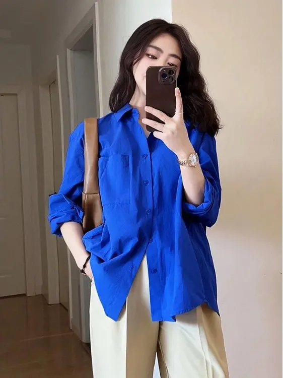 

Dopne Blue irt Женский весенне-осенний новый универсальный многослойный топ Klein Blue Свободный крой Длинный све на пуговицах