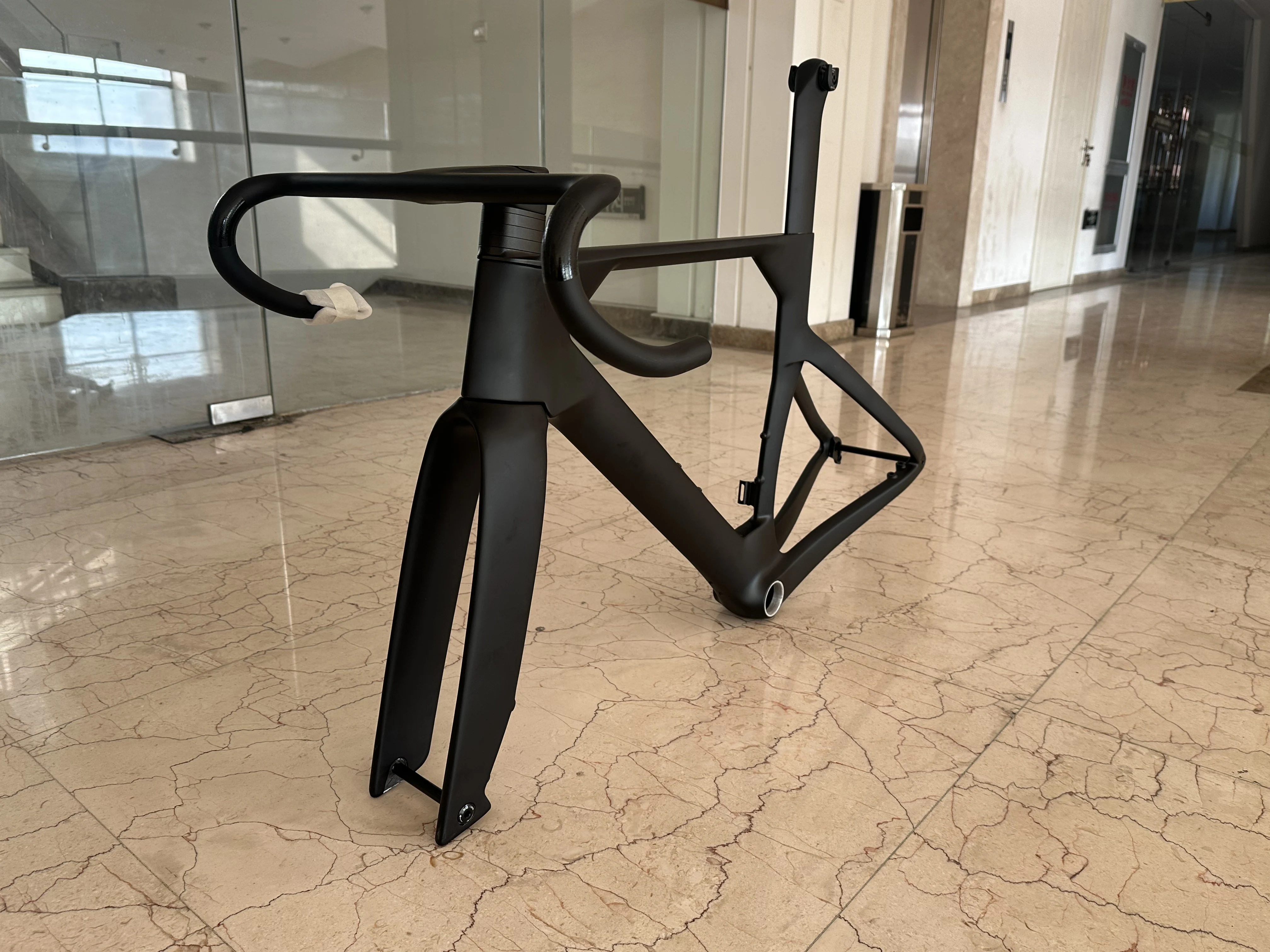 700C 24 Speed Aero Racing Bike - огляд і ціна Carbon Bike Frame