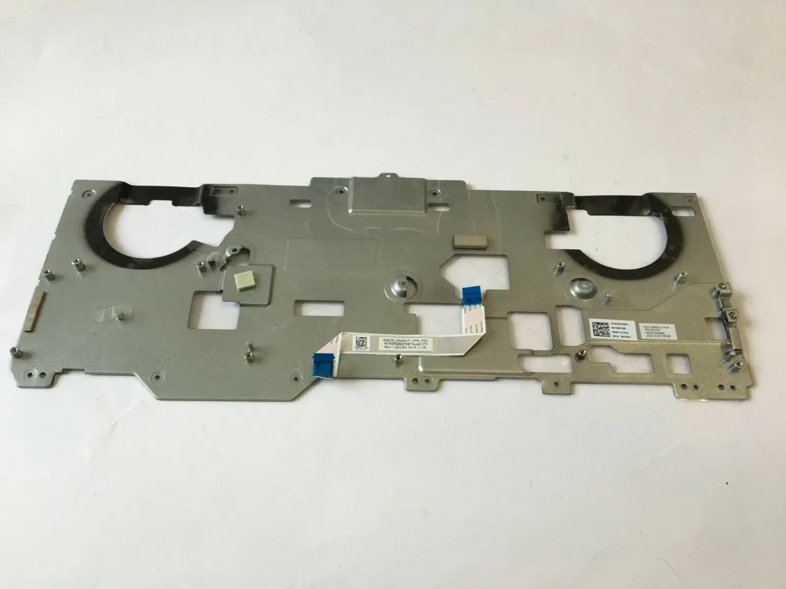 FOR Dell  Area 51M Keyboard Stand 61RVG 061RVG