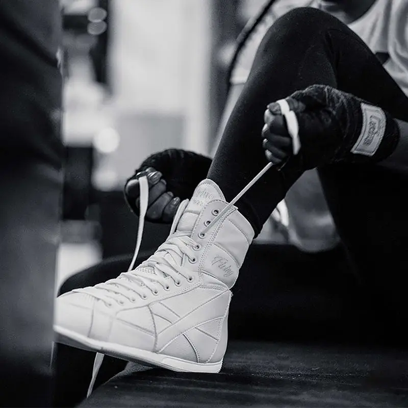 High Quality Men's and Women's Boxing Shoes Professional Wrestling Shoes Lightweight Flying Shoes Non-slip Wrestling Sneakers