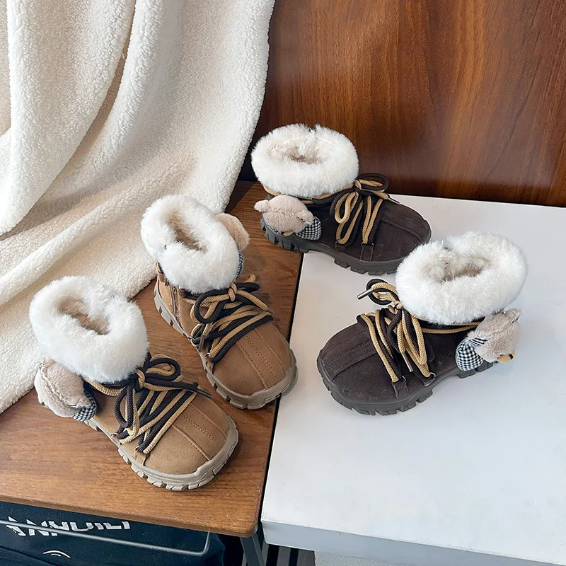 

Kids Sports Boots Soft Bottom Children Fashion Boots with Cute Bears 2025 Winter New Girls Casual Boots with Comfortable Plush