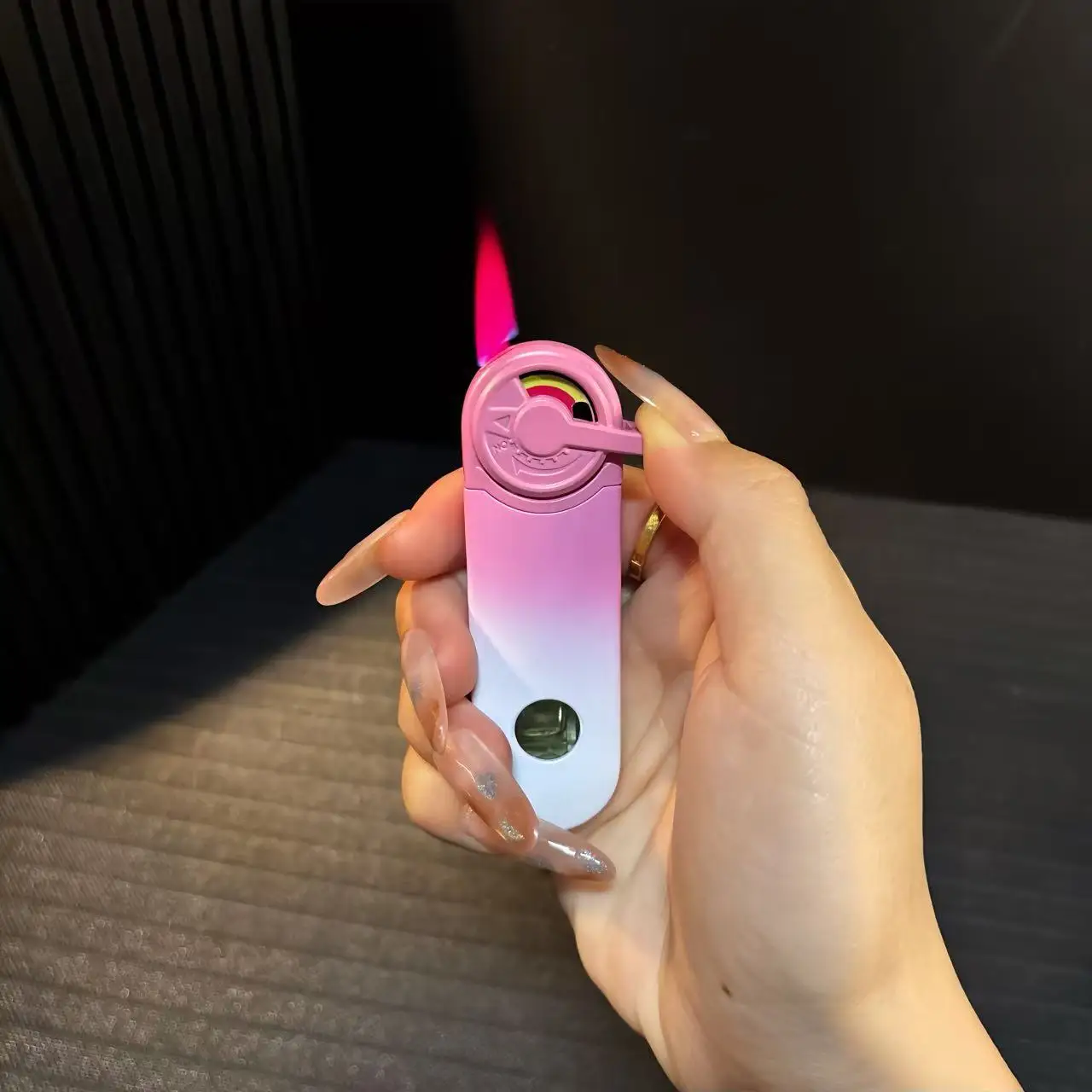 New Gradient Color Rocker Arm Inflatable Lighter Windproof Jet Flame Linkage Gear Decompression Fashionable Portable Igniter