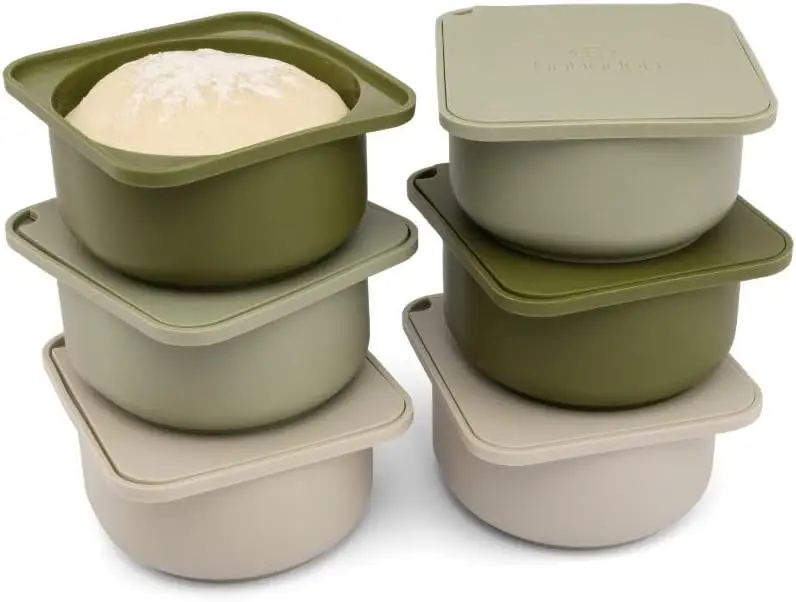 

Силиконовые контейнеры для защиты теста для пиццы с крышками | Набор из 6 разноцветных подносов для идеальных пиццы размером 12 дюймов.