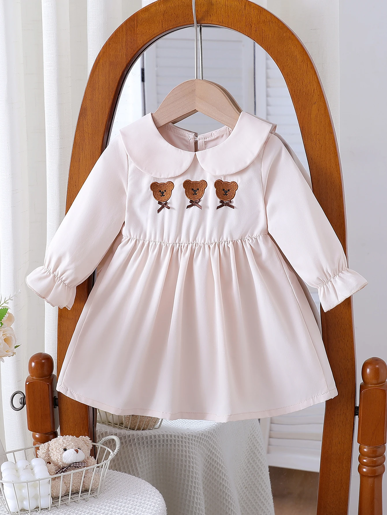 2025 New Arrival Puff-Sleeve Bear-Print Long-Sleeve Dress for Women - Stylish and Versatile