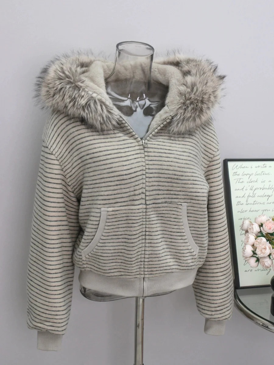 

Женская модная зимняя верхняя одежда: толстовка-куртка Melbourne Diary с капюшоном, на подкладке из искусственного меха, в полоску, экологичная, для отдыха