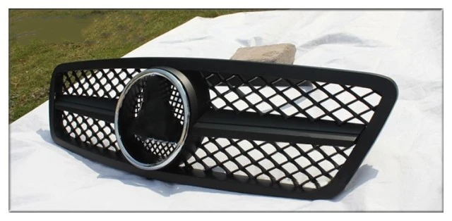 Front Grille For Mercedes-Benz C Class W203 2000-2006 C63 C230 C240 Grills Matte Black/Chrome Silver Upper Bumper Hood Mesh Grid