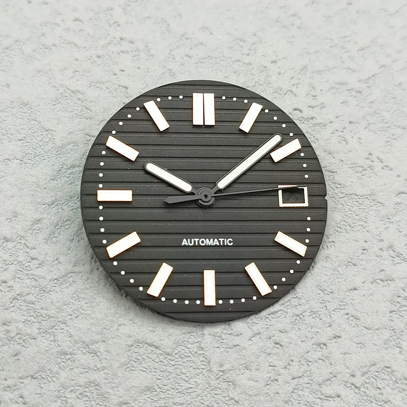 Grünes leuchtendes Zifferblatt, 29,8 mm Zifferblatt + Zeiger, passend für NH35 NH36 NH38 4R35 4R36 6R 7S Uhrwerk Nautilus Uhr. Ersetzen Sie das Zifferblatt – Detail 4