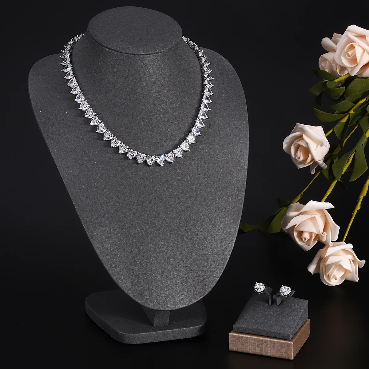 2-Pieces Wedding Bridal Jewelry Sets For Women Cubic Zirconia Simple Necklace Earring Set Party Prom Lady Heart Choker Necklace