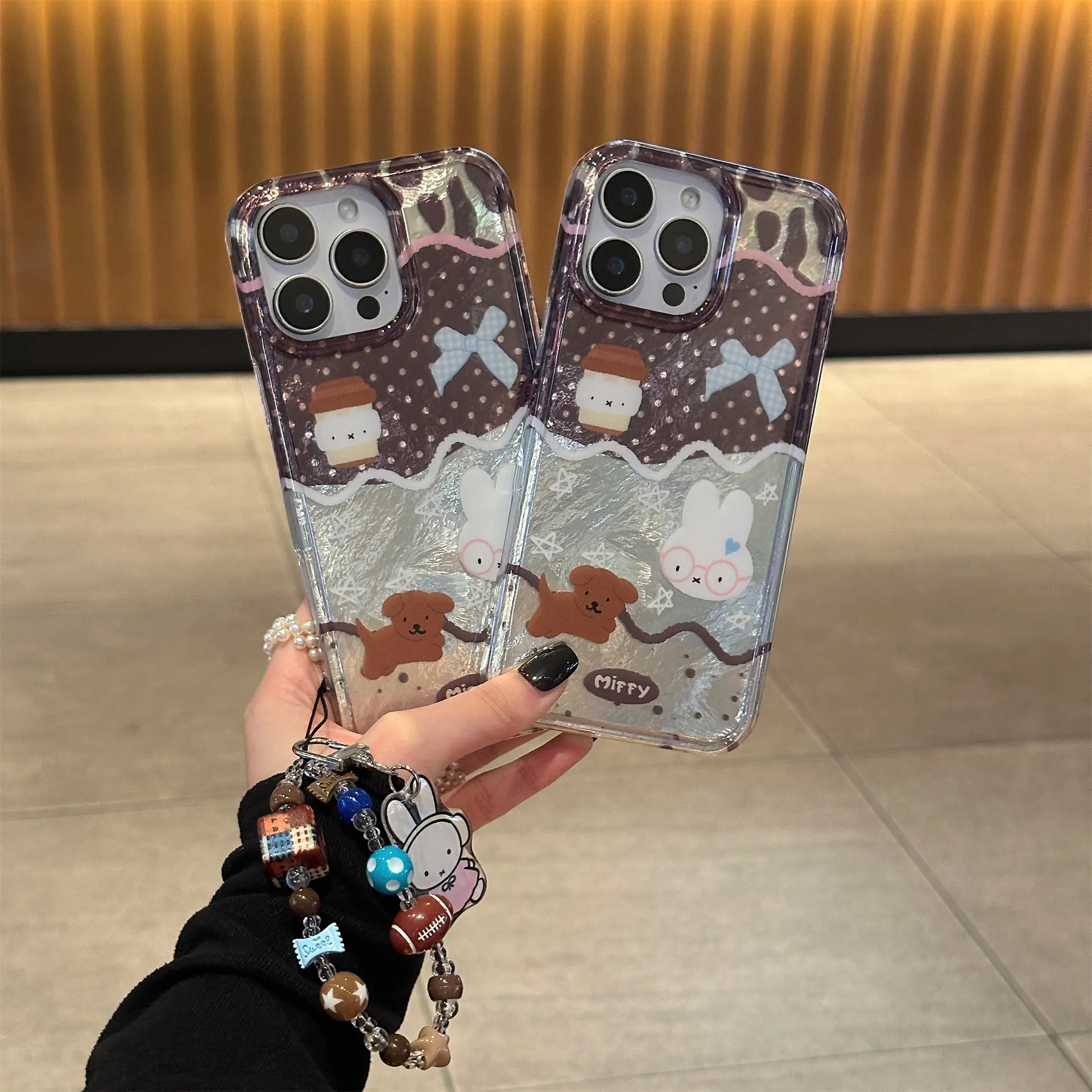 Miffy Bunny Cartoon Rabbit Glitzernde Handyhülle Niedliche Tiermode Handyhülle Kawaii Trendy Miffy Perlen Charm Handyhülle